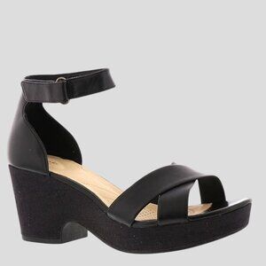 Clarks Black Leather Maritsa Ruth Platform Sandals Size 8.5